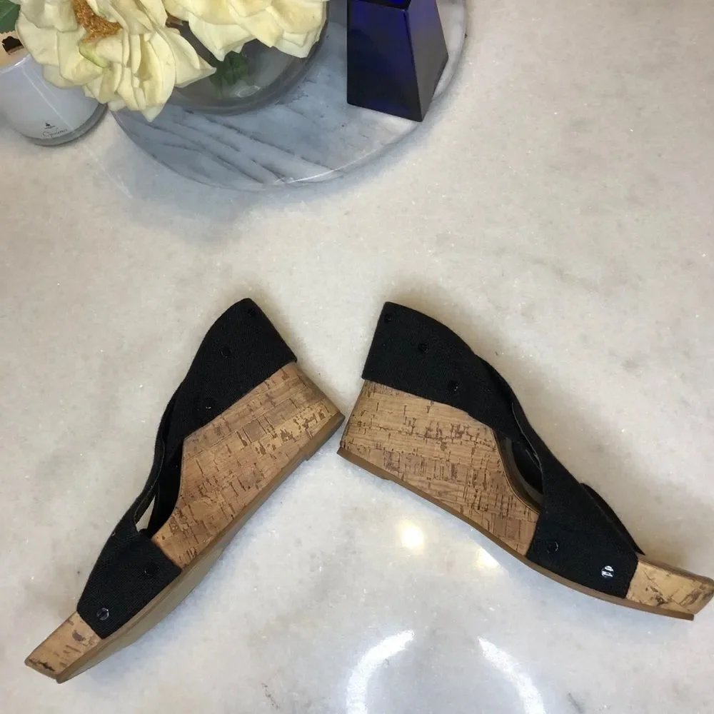 Coach and Four black strap wedge sandals size 10 - Picture 2 of 10